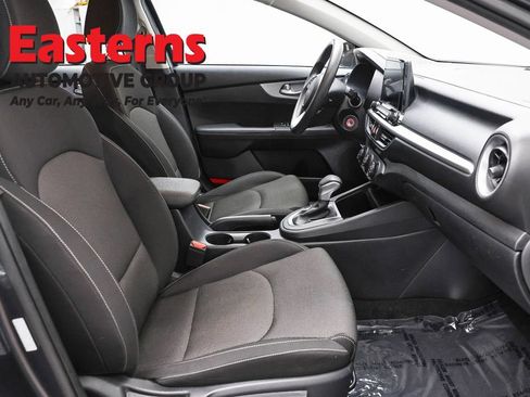 Used 2024 Kia Forte LXS FWD image 23