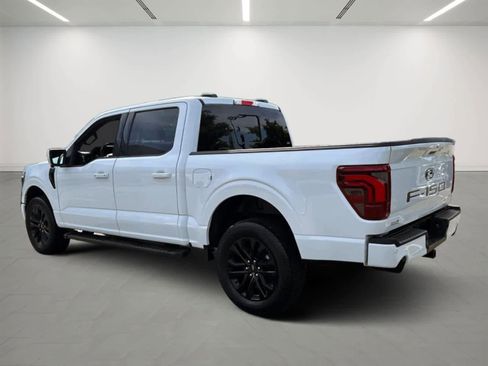 Used 2025 Ford F150 Lariat AWD/4WD image 3