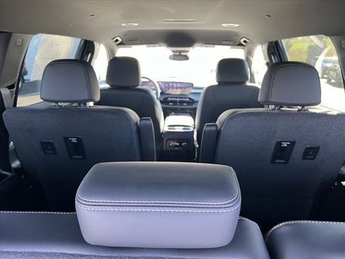 New 2025 Buick Enclave Sport Touring w/ Power Package image 32