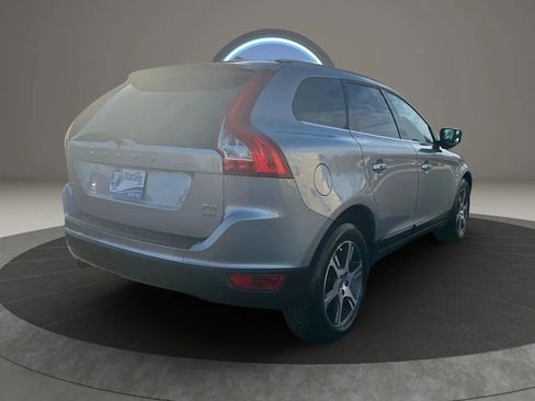 Used 2011 Volvo XC60 T6 image 6