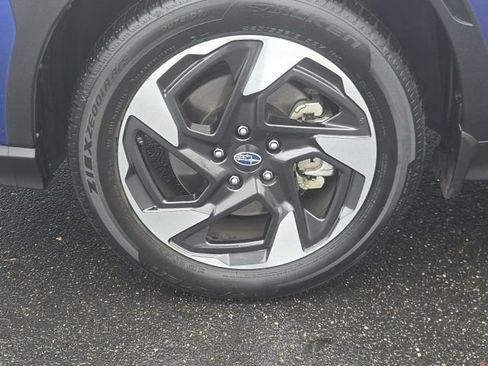 Certified 2025 Subaru Crosstrek 2.5i Limited w/ Crosstrek Mirror Package image 21