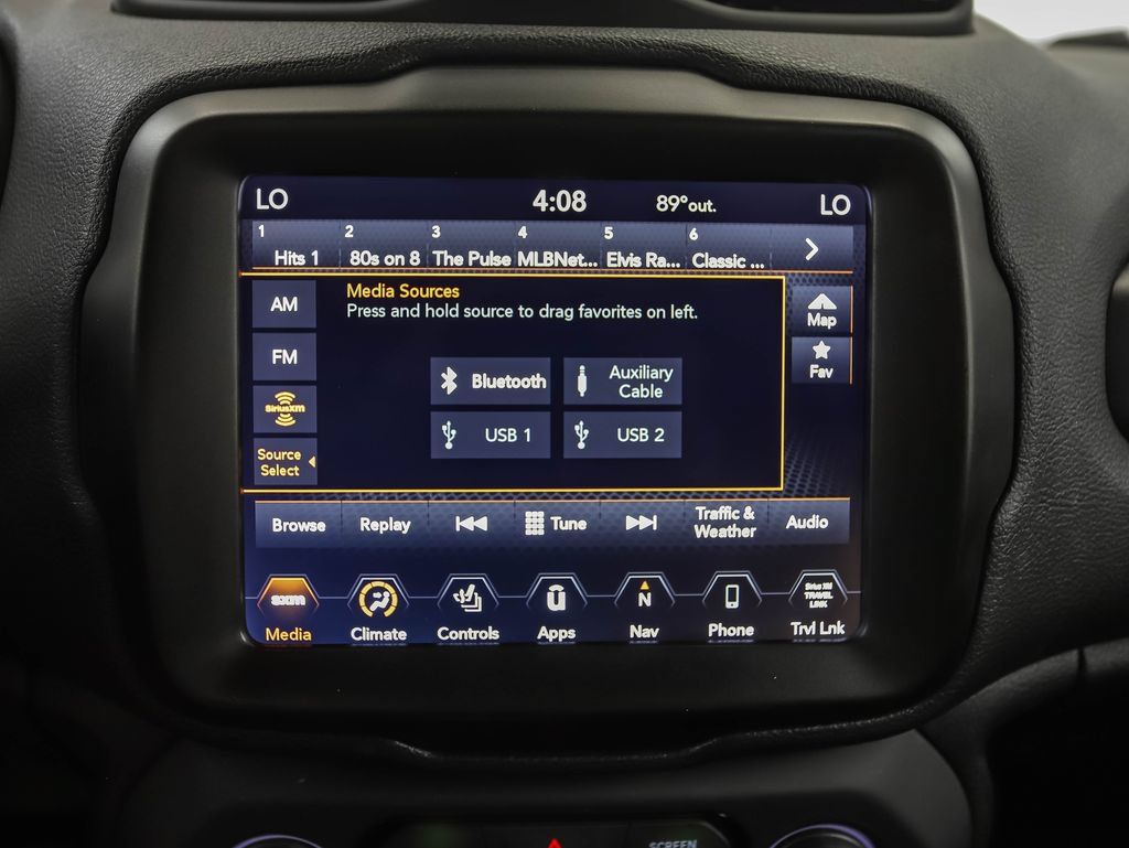 Used 2021 Jeep Renegade Latitude AWD/4WD image 17