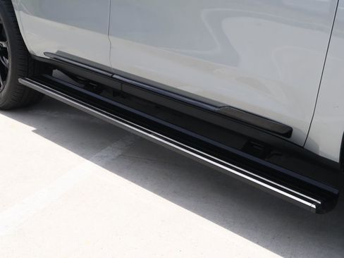 Certified 2024 Cadillac Escalade Sport w/ LPO, ONYX Package AWD/4WD image 14