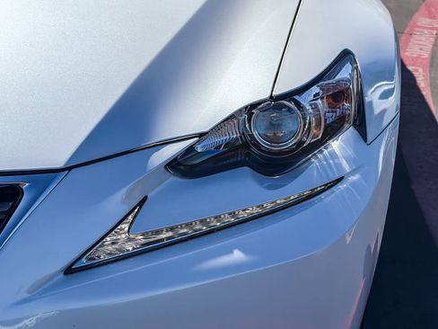 Used 2016 Lexus IS 200t RWD image 7