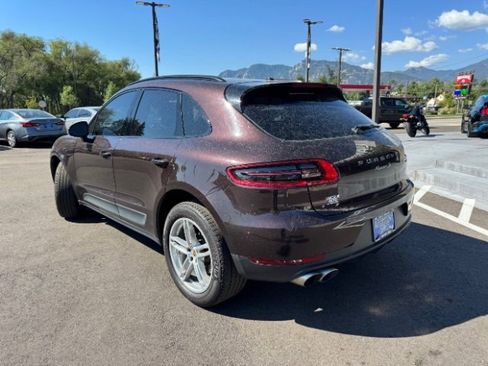 Used 2017 Porsche Macan S image 7