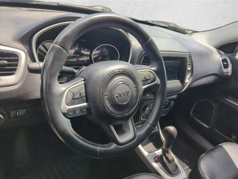 Used 2017 Jeep Compass Latitude w/ Popular Equipment Group FWD image 25