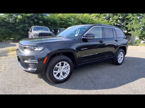 Certified 2023 Jeep Grand Cherokee Limited AWD/4WD image 4