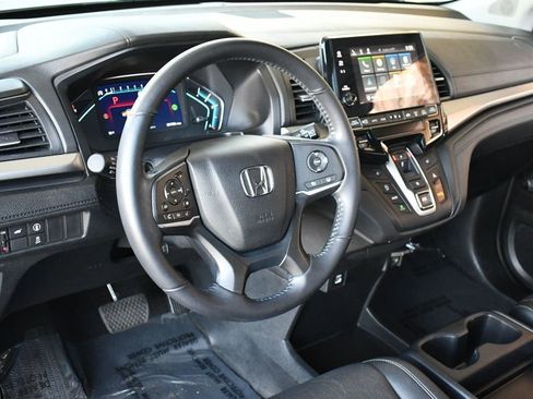 Used 2023 Honda Odyssey EX-L image 46