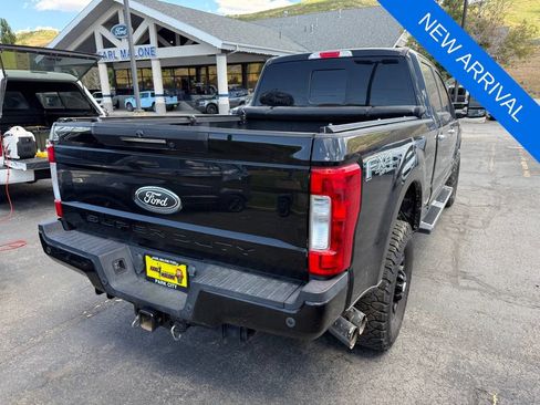 Used 2017 Ford F350 Lariat w/ Lariat Ultimate Package AWD/4WD image 5