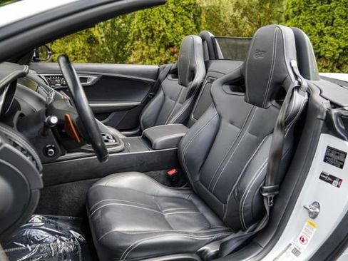 Used 2017 Jaguar F-TYPE S RWD image 27