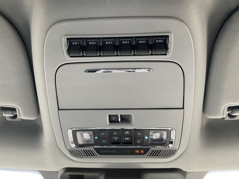 Used 2024 Ford F350 Lariat w/ Lariat Ultimate Package AWD/4WD image 40
