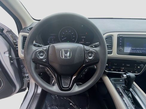 Used 2022 Honda HR-V EX image 10