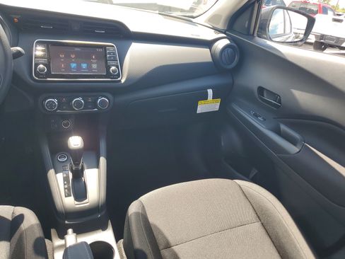 New 2025 Nissan Kicks Play S image 14