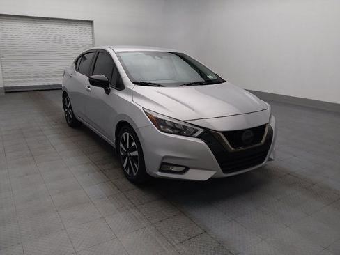 Used 2021 Nissan Versa SR w/ Convenience Package FWD image 13