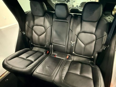 Used 2017 Porsche Cayenne S Platinum w/ Premium Package Plus (Pjy) AWD/4WD image 12