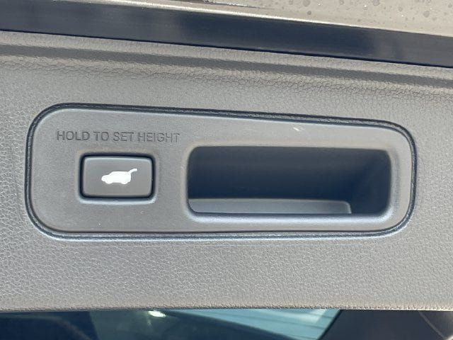 Certified 2025 Honda Pilot Elite image 31