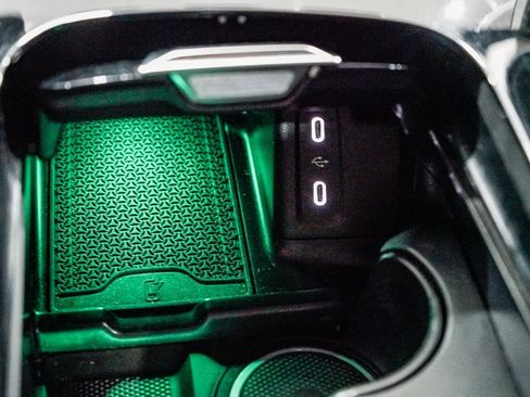 Certified 2025 Mercedes-Benz GLC 350e 4MATIC image 22