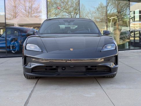 New 2025 Porsche Taycan 4S image 6