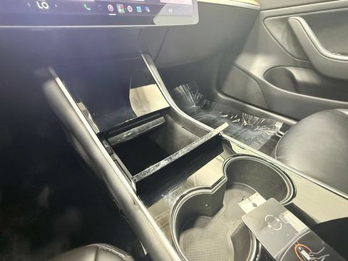 Used 2019 Tesla Model 3 Standard Range Plus RWD image 28