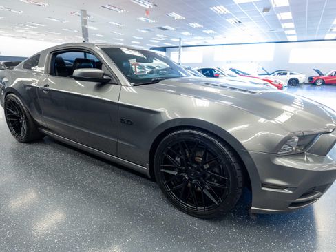 Used 2014 Ford Mustang GT Premium w/ Brembo Brake Package RWD image 4