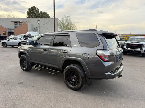 Used 2016 Toyota 4Runner SR5 Premium AWD/4WD image 4