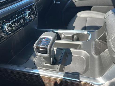 New 2026 GMC Sierra 1500 Elevation w/ Elevation Premium Package AWD/4WD image 17