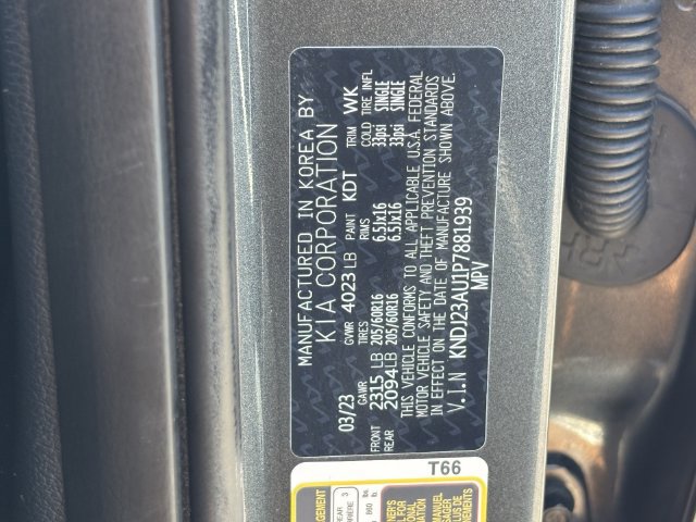 Used 2023 Kia Soul LX w/ Option Group 015 FWD image 32