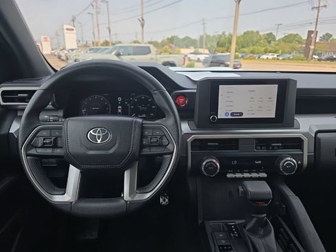 Certified 2025 Toyota Tacoma TRD Sport AWD/4WD image 13