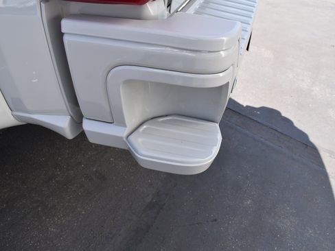 Used 2025 Ford F450 Lariat w/ FX4 Off-Road Package image 13