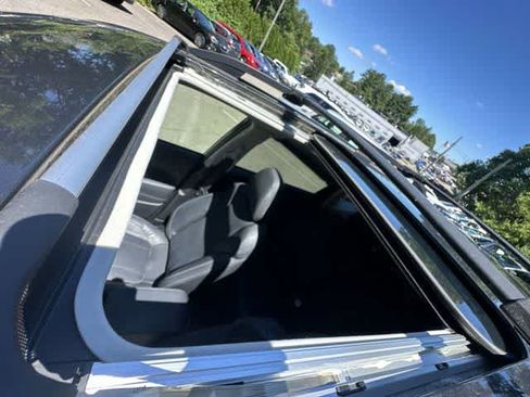 Used 2019 Subaru Forester Limited AWD/4WD image 6