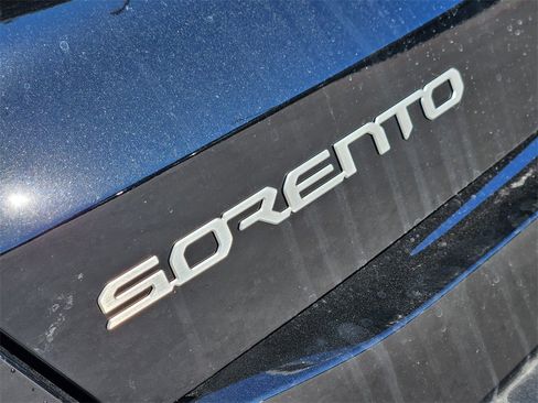 New 2026 Kia Sorento S w/ S Panoramic Sunroof Package image 8