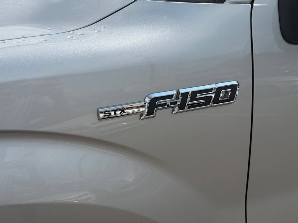 Used 2014 Ford F150 STX w/ Equipment Group 201A Mid AWD/4WD image 10