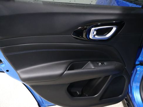 New 2026 Jeep Compass Latitude image 11