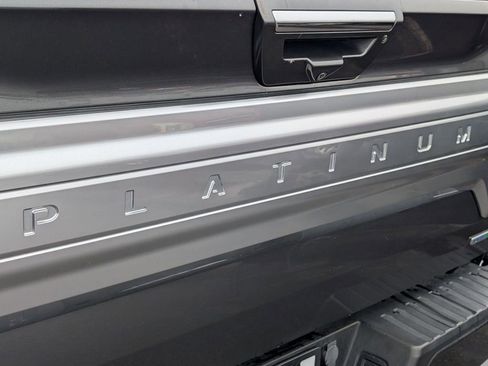 Used 2019 Ford F150 Platinum w/ Equipment Group 701A Luxury image 15