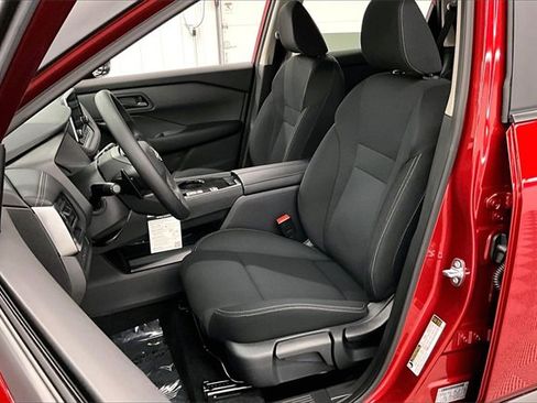 New 2026 Nissan Rogue S image 9