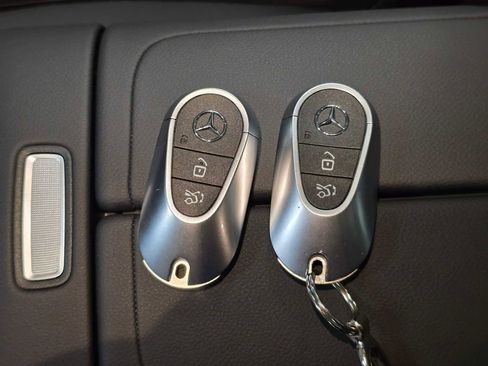 Used 2024 Mercedes-Benz E 350 4MATIC Sedan image 34