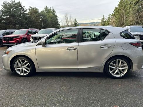 Used 2014 Lexus CT 200h image 4