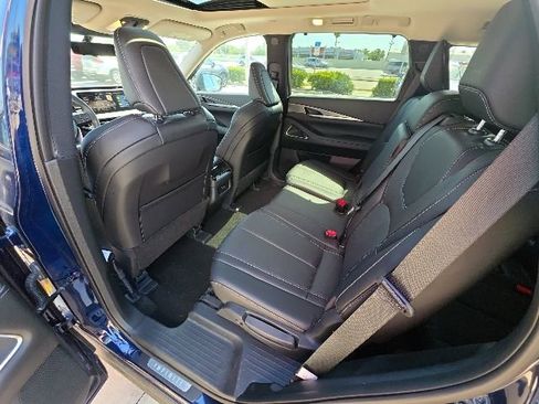 Used 2025 INFINITI QX60 Luxe w/ Vision Package AWD/4WD image 24