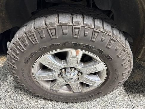 Used 2014 Ford F150 XLT w/ Equipment Group 302A Luxury AWD/4WD image 3