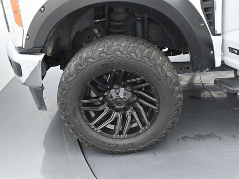 Used 2023 Ford F350 XL w/ XL Driver Assist Package AWD/4WD image 32