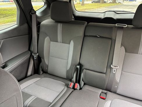 Used 2025 Chevrolet Blazer LT image 34