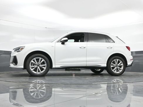 Used 2023 Audi Q3 2.0T Premium image 49