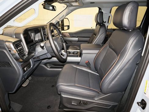 New 2025 Ford F350 Lariat w/ Lariat Ultimate Package image 11