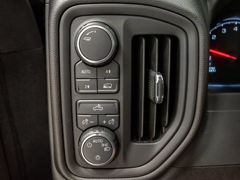 Used 2025 Chevrolet Silverado 1500 Custom w/ LPO, Dark Essentials Package AWD/4WD image 11