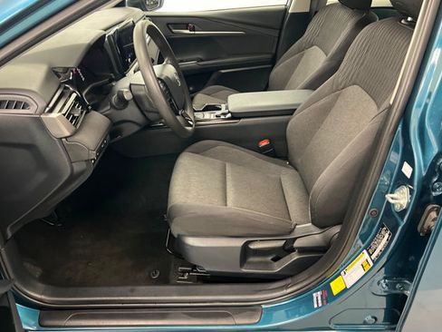 Used 2025 Toyota Camry LE FWD image 18