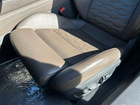 Used 2023 Audi RS e-tron GT w/ Carbon Performance Package image 15