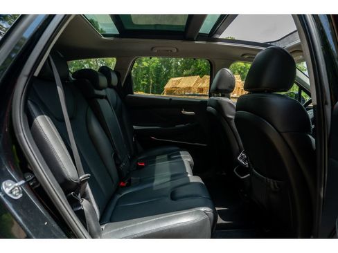 Used 2020 Hyundai Santa Fe SEL w/ Cargo Package FWD image 17