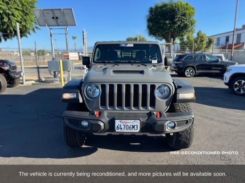 Used 2022 Jeep Gladiator Mojave w/ Cold Weather Group AWD/4WD image 9