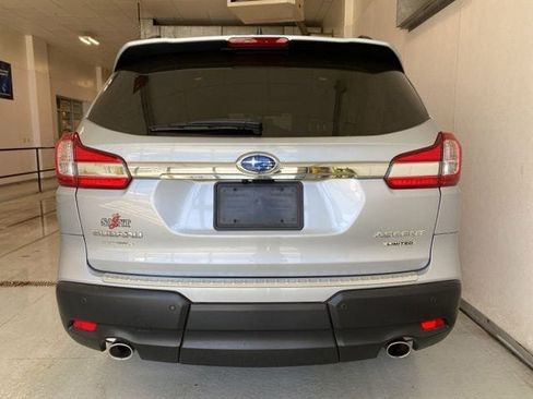Used 2022 Subaru Ascent Limited w/ Technology Package AWD/4WD image 6