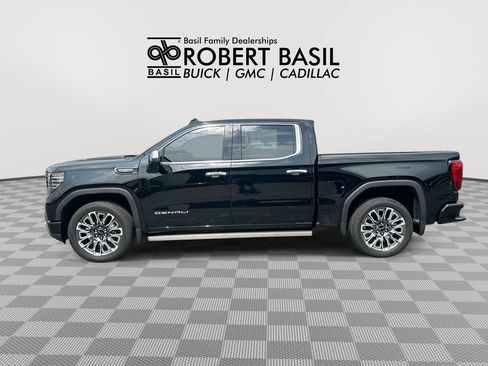 Used 2024 GMC Sierra 1500 Denali Ultimate AWD/4WD image 5